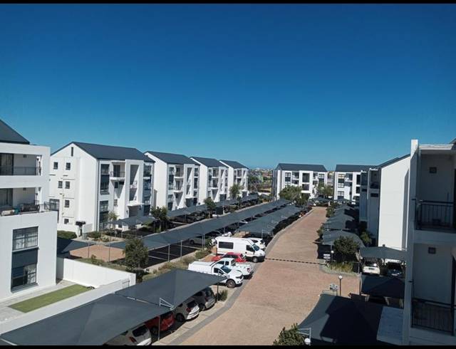 1 BEDROOM APARTMENT FOR SALE IN SANDOWN